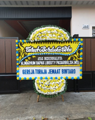 Papan Bunga Duka di Nambo Ilir